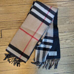 Burberry cashmere scarf, reversible, classic archive beige/black